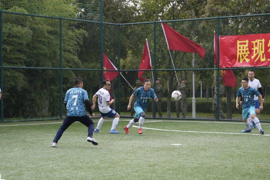 九游体育网页版入口-迎风挑战!国内足球选手技压群雄