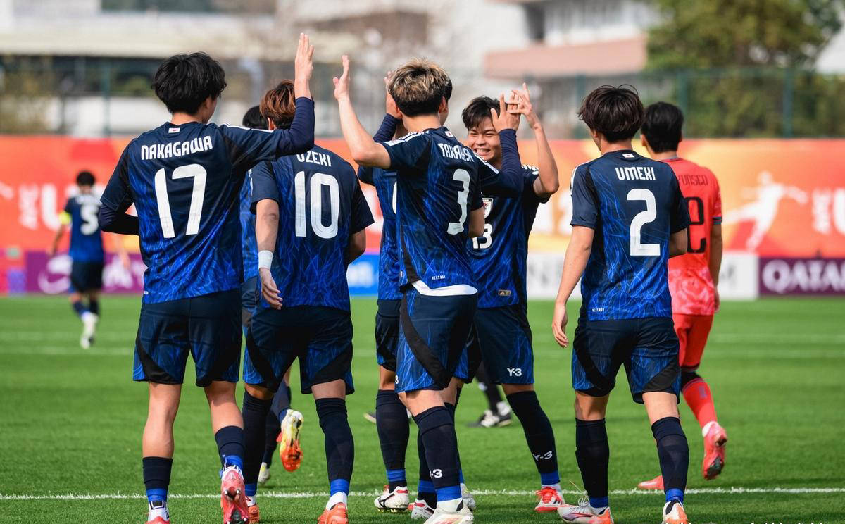 九游体育app-经过激烈角逐,一支球队在亚洲俱乐部足球锦标赛中胜出的简单介绍