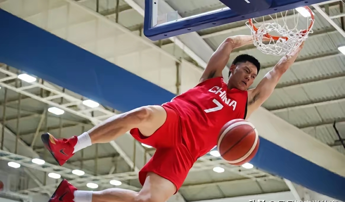 哥伦比亚国家队教练组对球员进行激励,鼓舞斗志的简单介绍 哥伦比亚国家队教练组对球员进行激励,鼓舞斗志的简单介绍