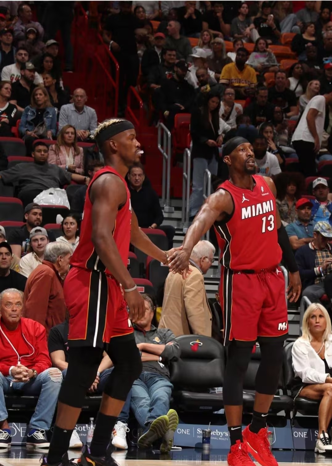 -热火队突破篮网队弱点轻松取胜