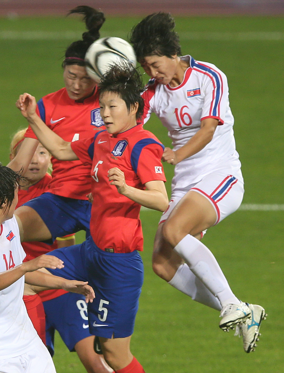 -强者之间：女足对决争夺荣誉的简单介绍