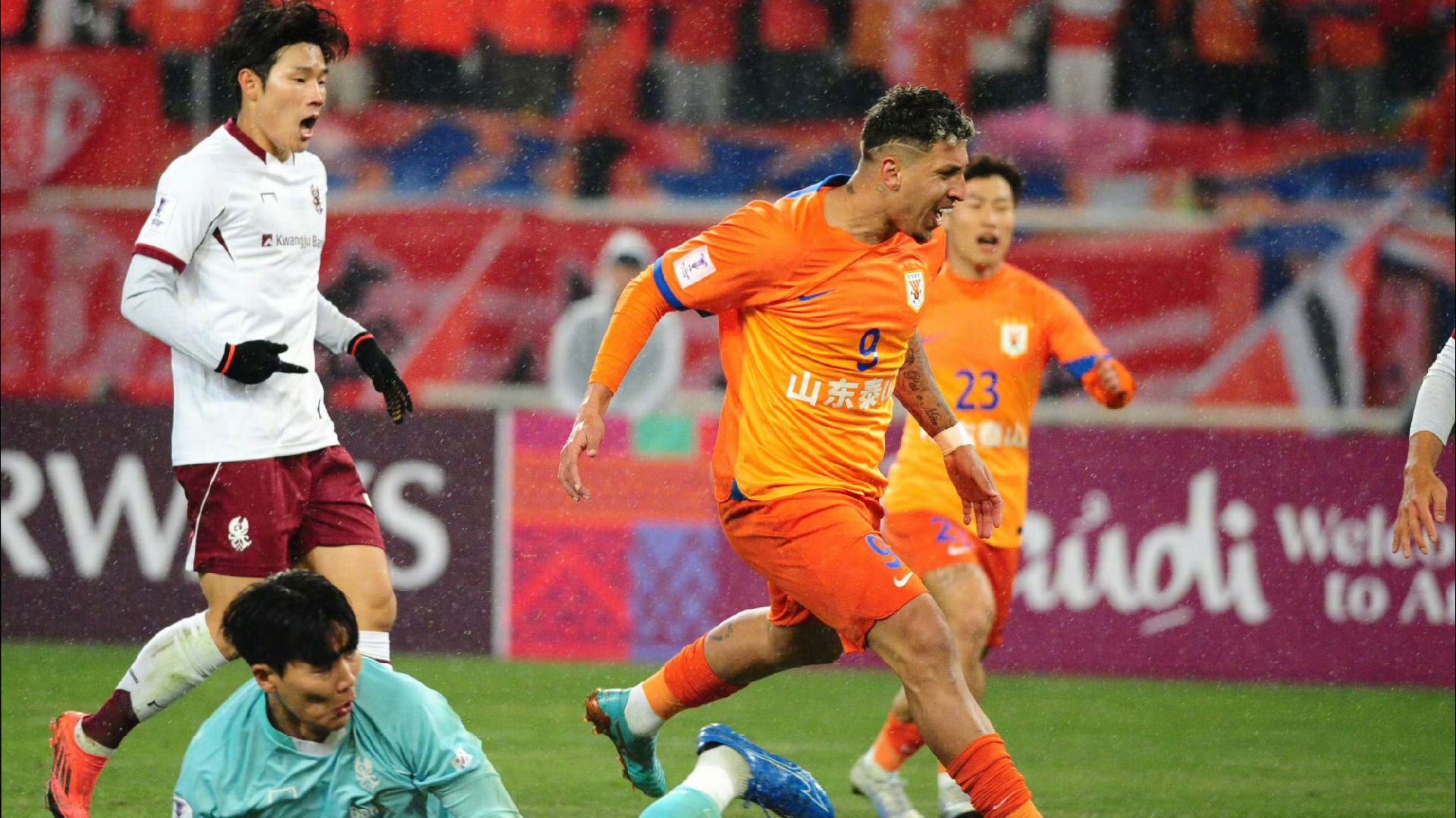 九游体育官方入口-包含球员拼搏不懈，助球队绝杀对手的词条