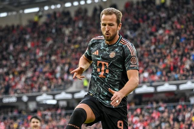 九游体育官网-切尔西披荆斩棘,凯恩伤退欧冠赛场