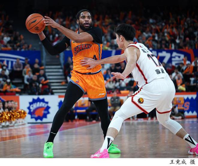 九游体育网页版登录入口-江苏男篮以发挥实力，斩获完胜