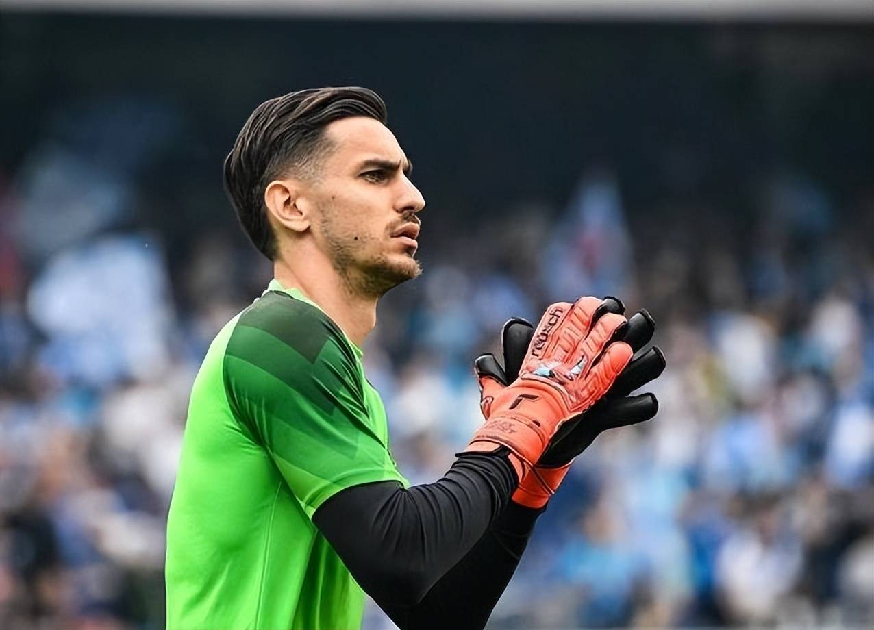 九游体育官方入口-AC米兰球员火爆情绪，主教练调整心态备战的简单介绍