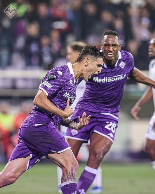 包含希腊超级联赛争夺附加赛名额的角逐激烈的词条 包含希腊超级联赛争夺附加赛名额的角逐激烈的词条