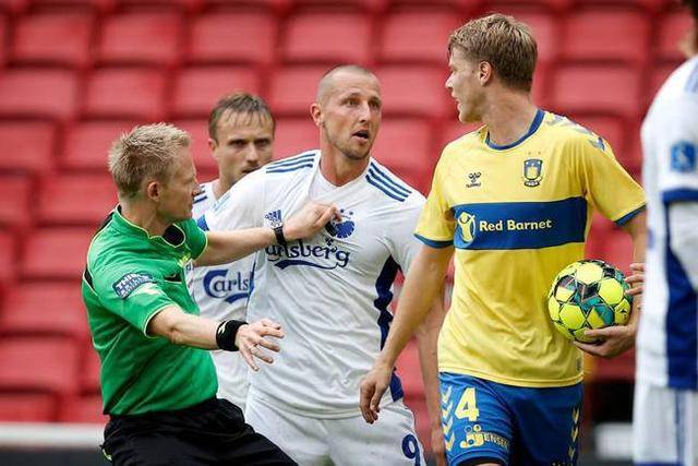 里昂主场胜利,稳固欧联资格的简单介绍 里昂主场胜利,稳固欧联资格的简单介绍