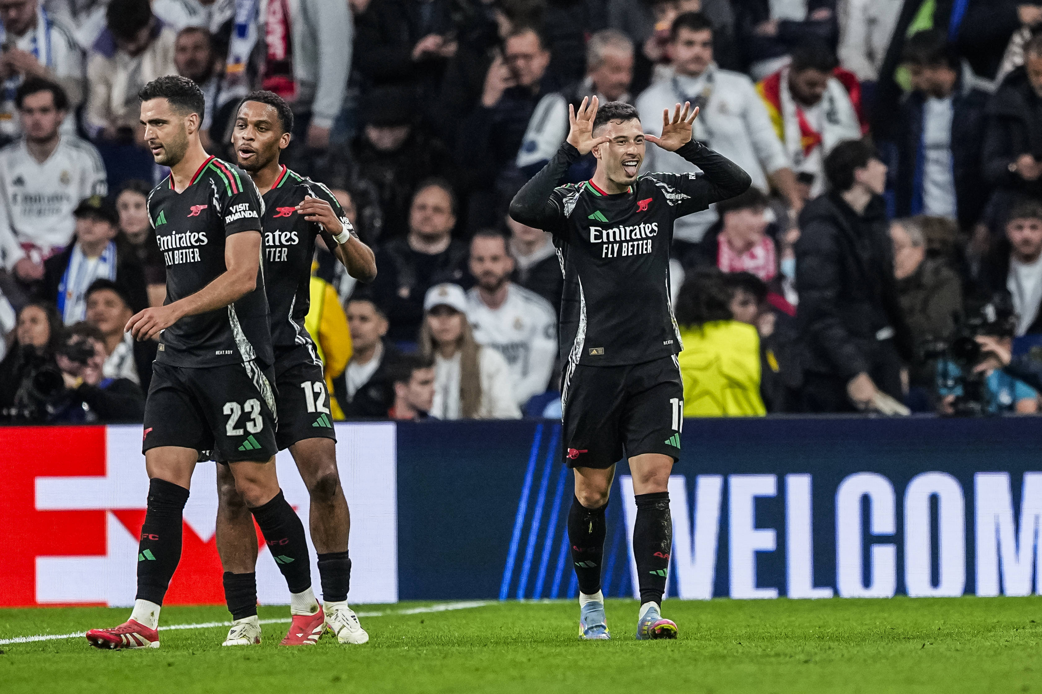 阿森纳客场大胜,大放异彩,取得胜利 阿森纳客场大胜,大放异彩,取得胜利