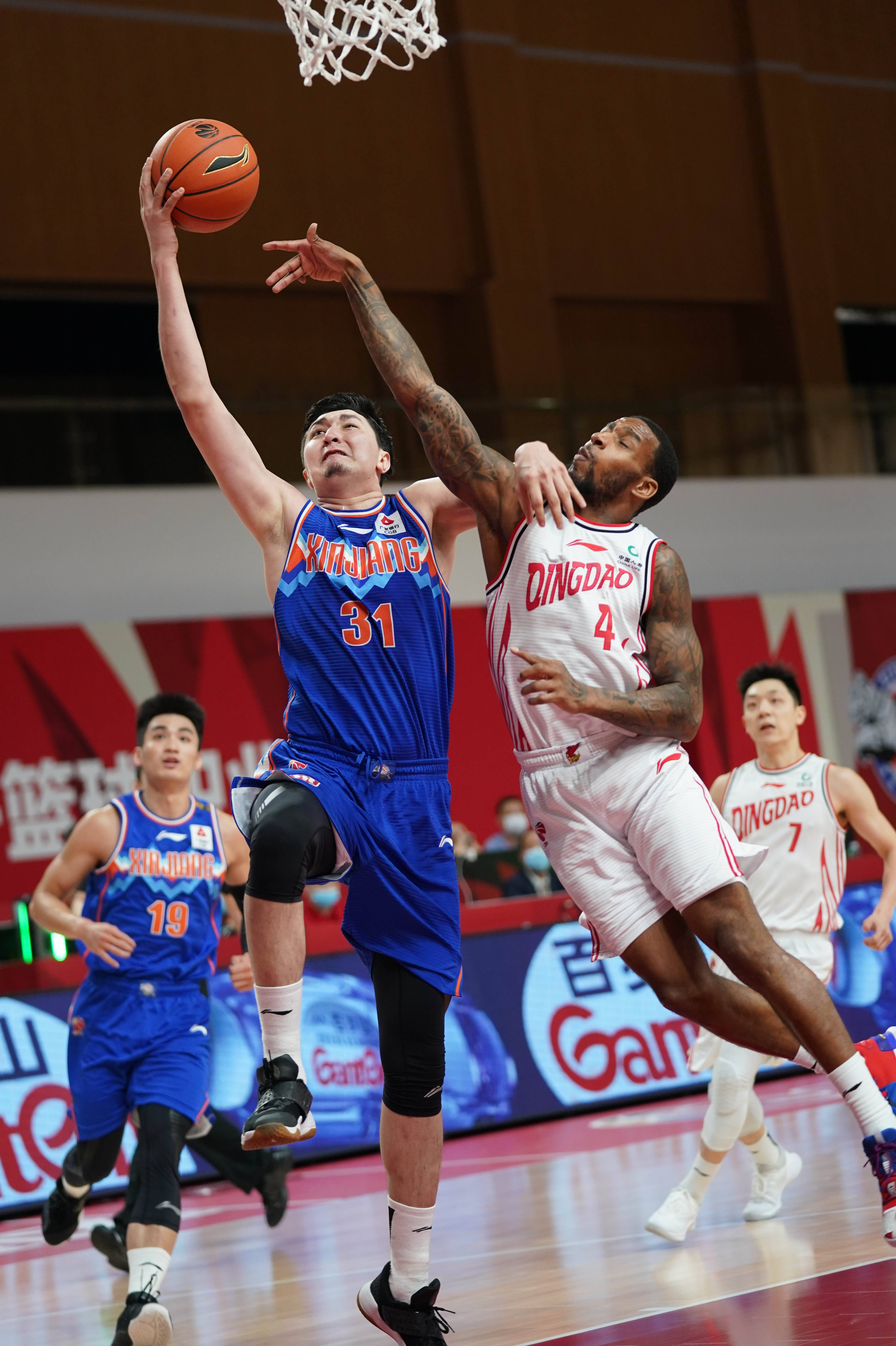 九游体育-新疆队在最新比赛中表现抢眼,轻松获胜的简单介绍