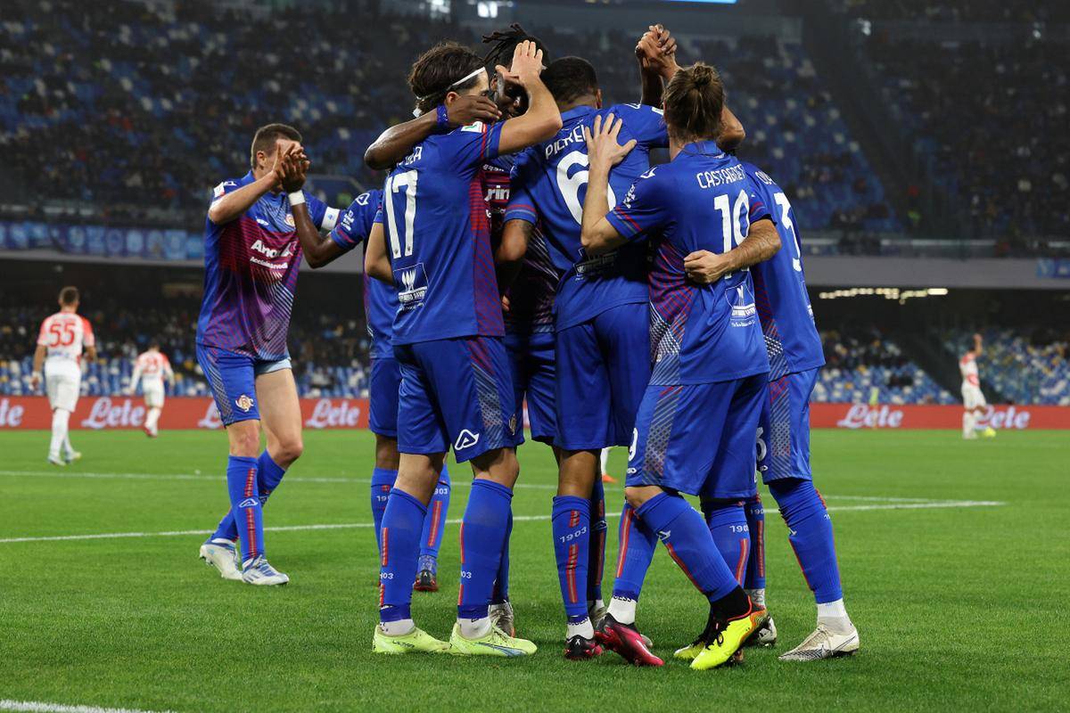 九游体育网页版入口-那不勒斯球队凭借团结赢得胜利，实力不容小觑