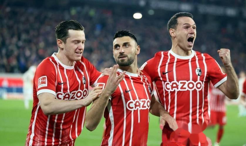 弗来堡主场大胜门兴格拉德巴赫 弗来堡主场大胜门兴格拉德巴赫