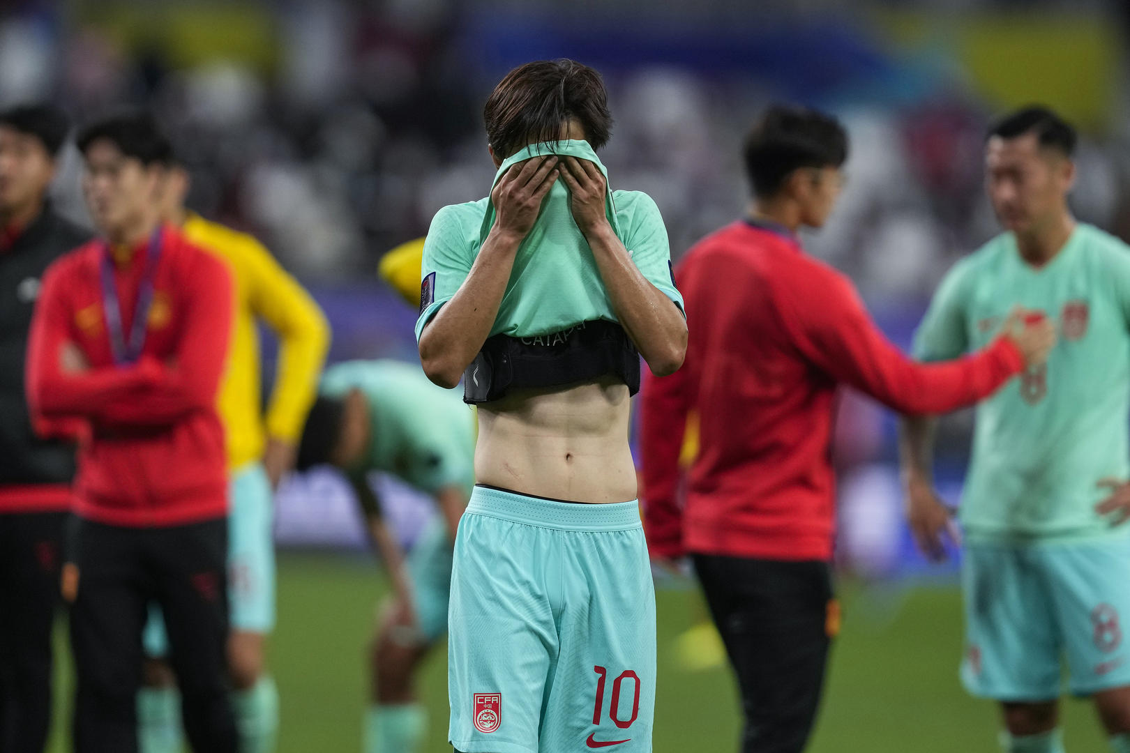 瑞士惊险战胜冰岛，小组出线希望渺茫的简单介绍