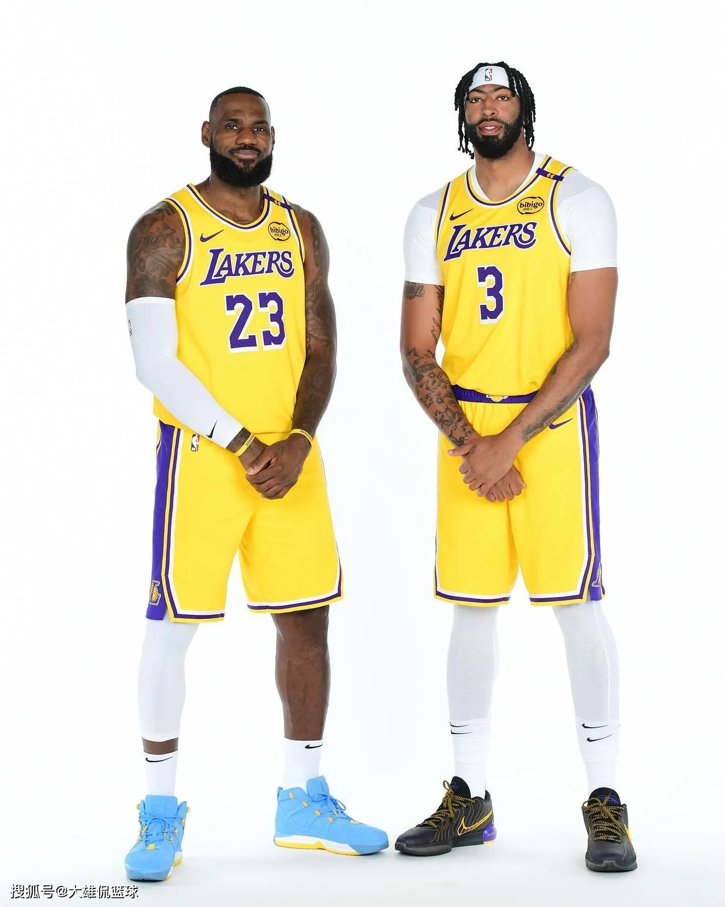 NBA惊艳盛世!安东尼-戴维斯、利拉德同台竞技 NBA惊艳盛世!安东尼-戴维斯、利拉德同台竞技