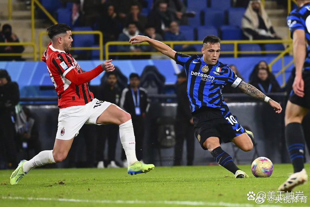 米兰队员奋力拼抢,节点赢得比赛 米兰队员奋力拼抢,节点赢得比赛